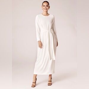 ✨ RARE Veiled Collection Isabella Tie-Waist Maxi Dress ✨